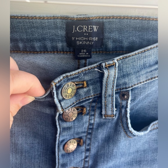 J. Crew 9" high-rise medium wash skinny jean in signature stretch Sz 26 - Picture 4 of 6